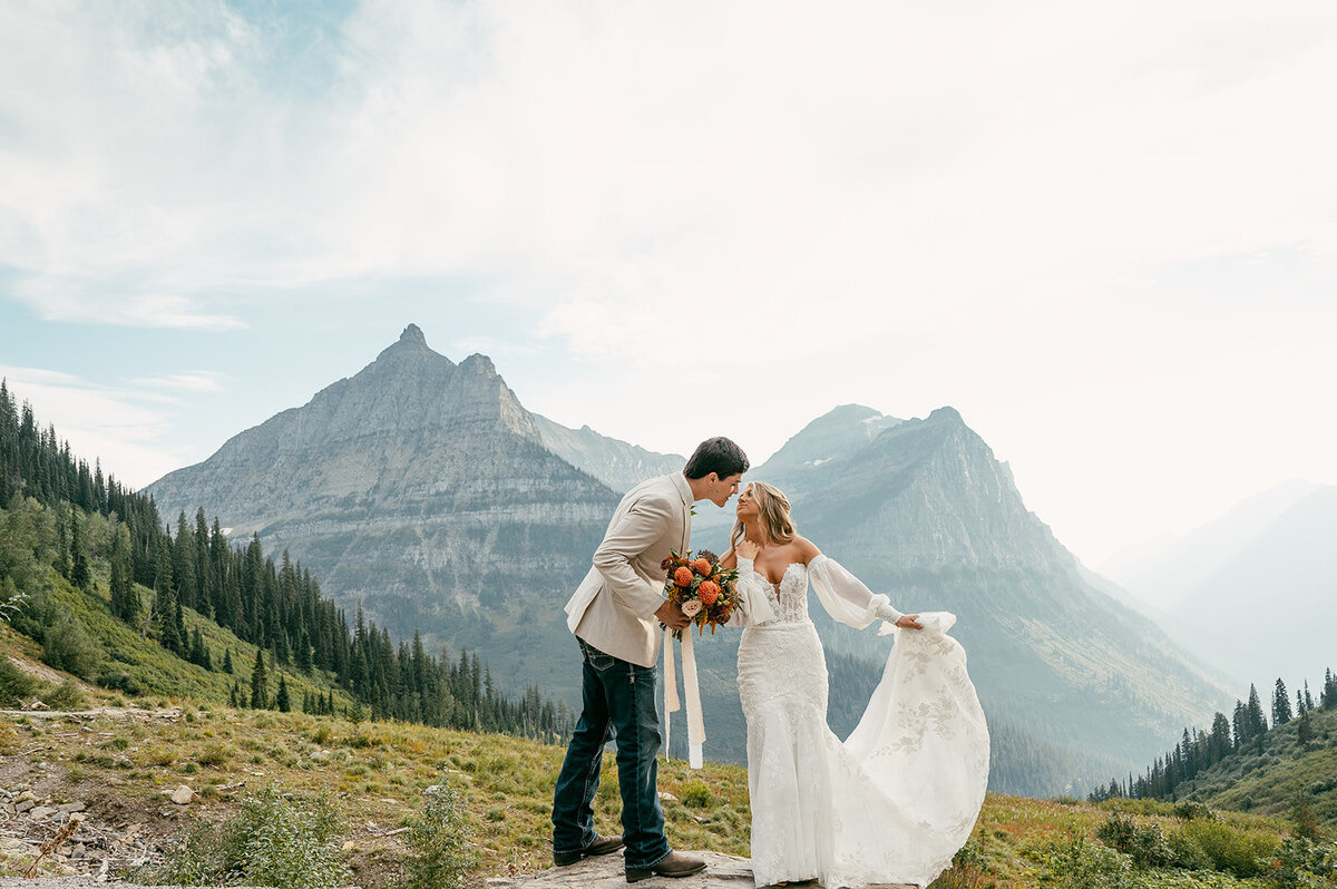 presley-gray-photo-glacier-national-park-elopement-7284