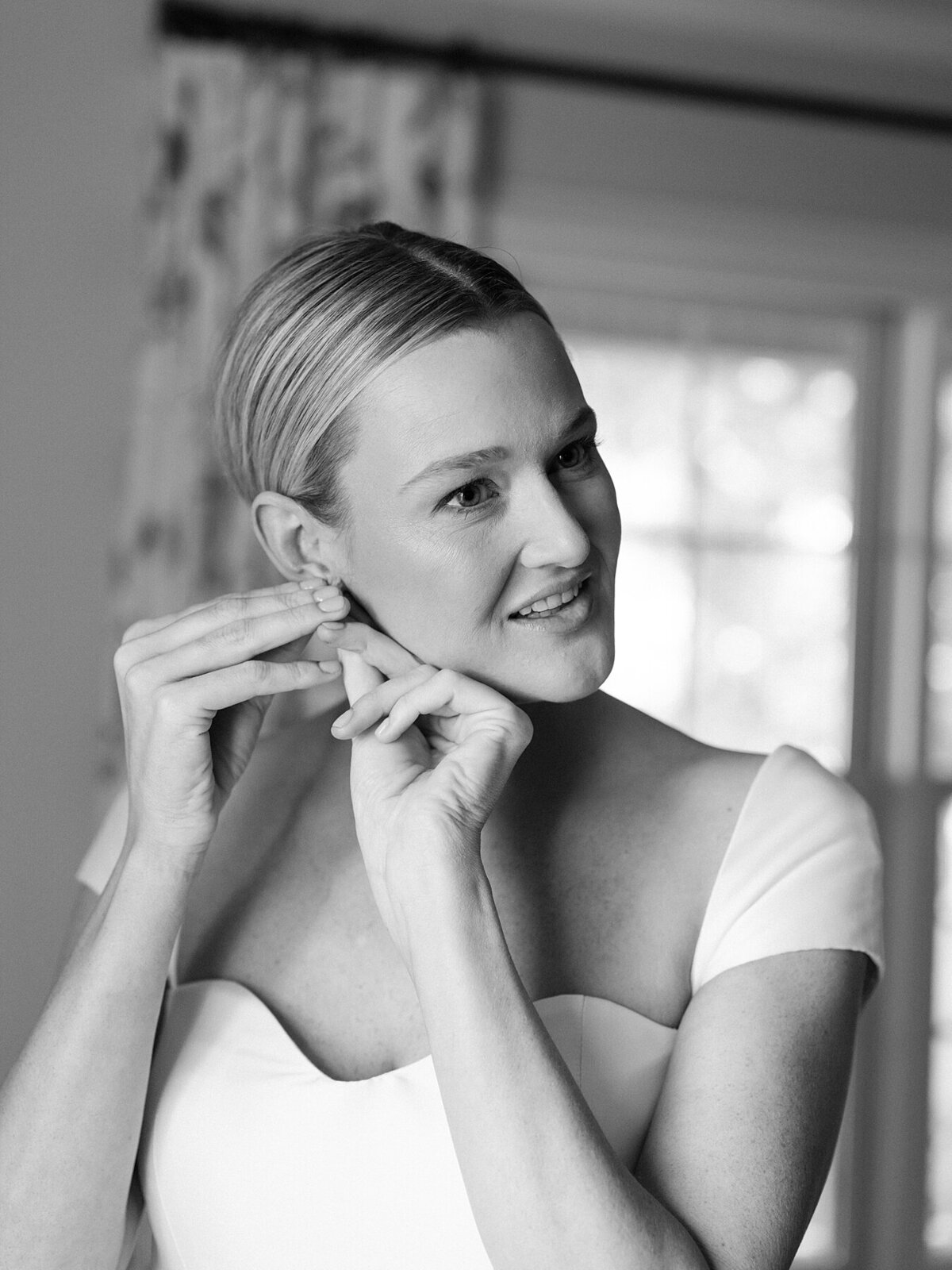 Custom tented wedding celebration with fall Ralph Lauren vibes at private polo farm in Aiken, South Carolina by Sarah Bradshaw_0163