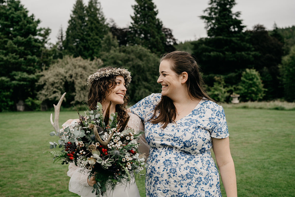 Glen Tanar Ballroom Aberdeenshire Wedding by Aberdeen Wedding Photographer Scott Arlow 209