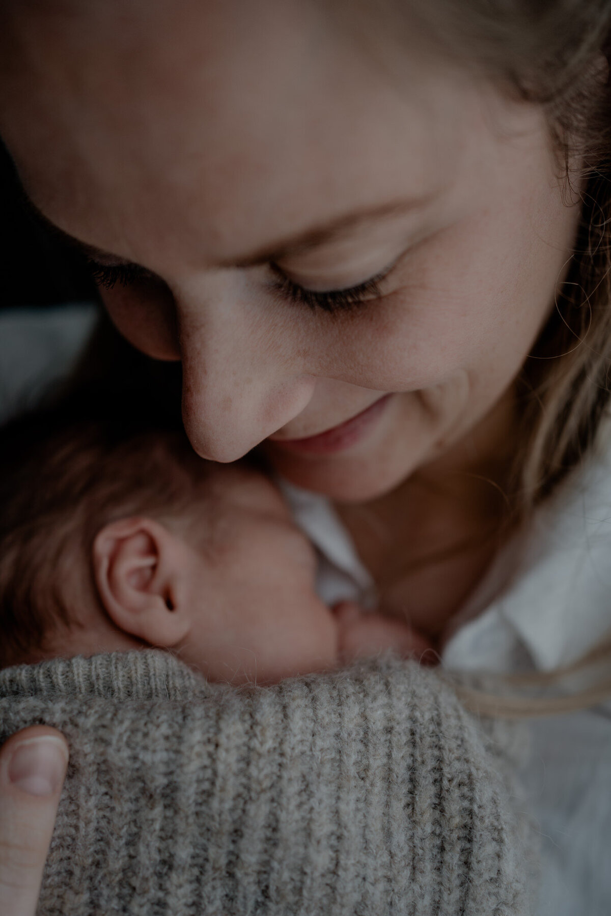 Shotsbylise_familiefotograaf_lifestylefotograaf_newbornshoot_omgevingcuijk_25