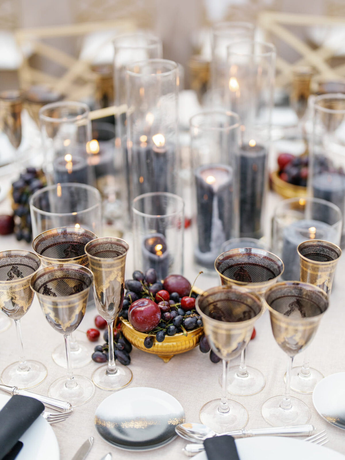 bespoke-wedding-table-decoration