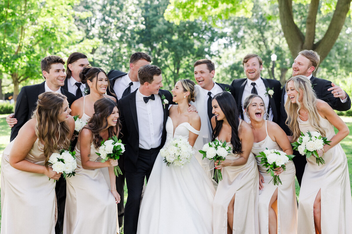 10-Modern-Wedding-Madison-WI-Art-Culture-20