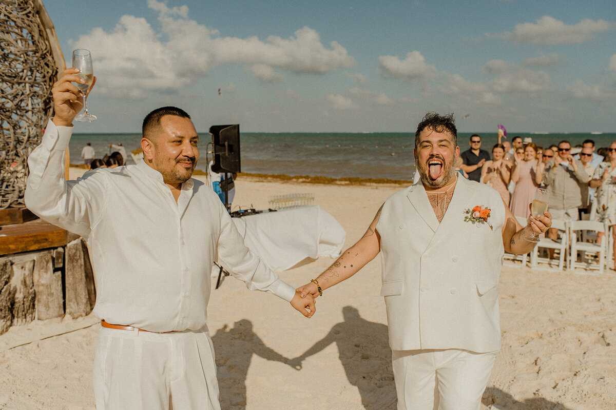 d-mexico-cancun-dreams-natura-resort-queer-lgbtq-wedding-details-ceremony-i-dos-48