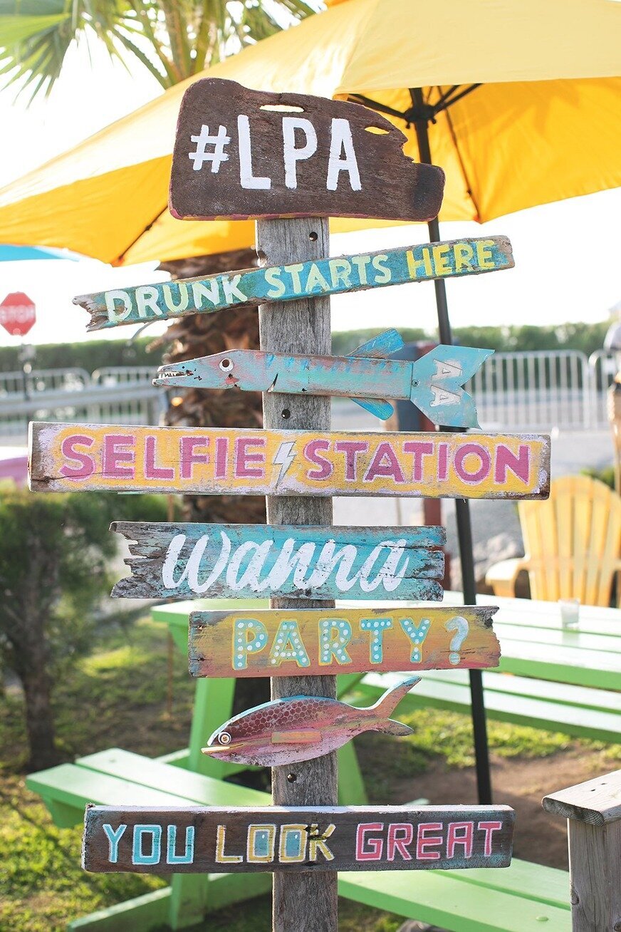 Revolve-Bermuda-Raft-Up-Party-Dasfete-9