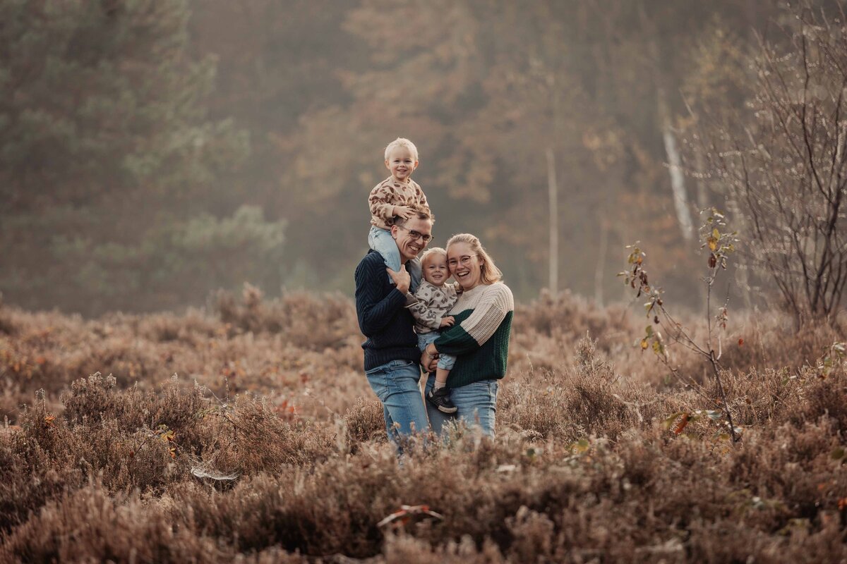 Evita Fotografie, fotograaf zwolle, fotograaf zwartsluis, fotograaf meppel, fotograaf hasselt, fotograaf genemuiden, fotograar vollenhove, fotograaf emmeloord, gezinsfotograaf, gezinsshoot, kinderfotograaf (9 van 26)