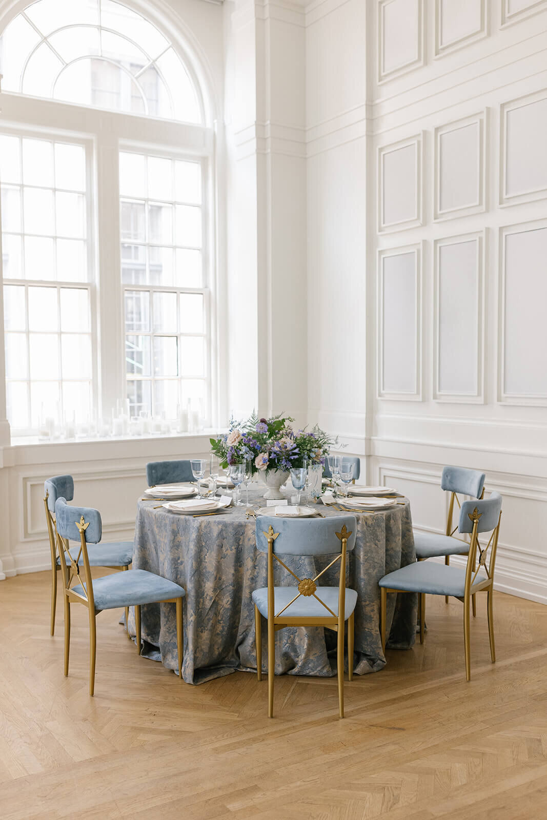 08.nashville-welcome-party-noelle-hotel-blue-and-lavender-modern-vintage-events