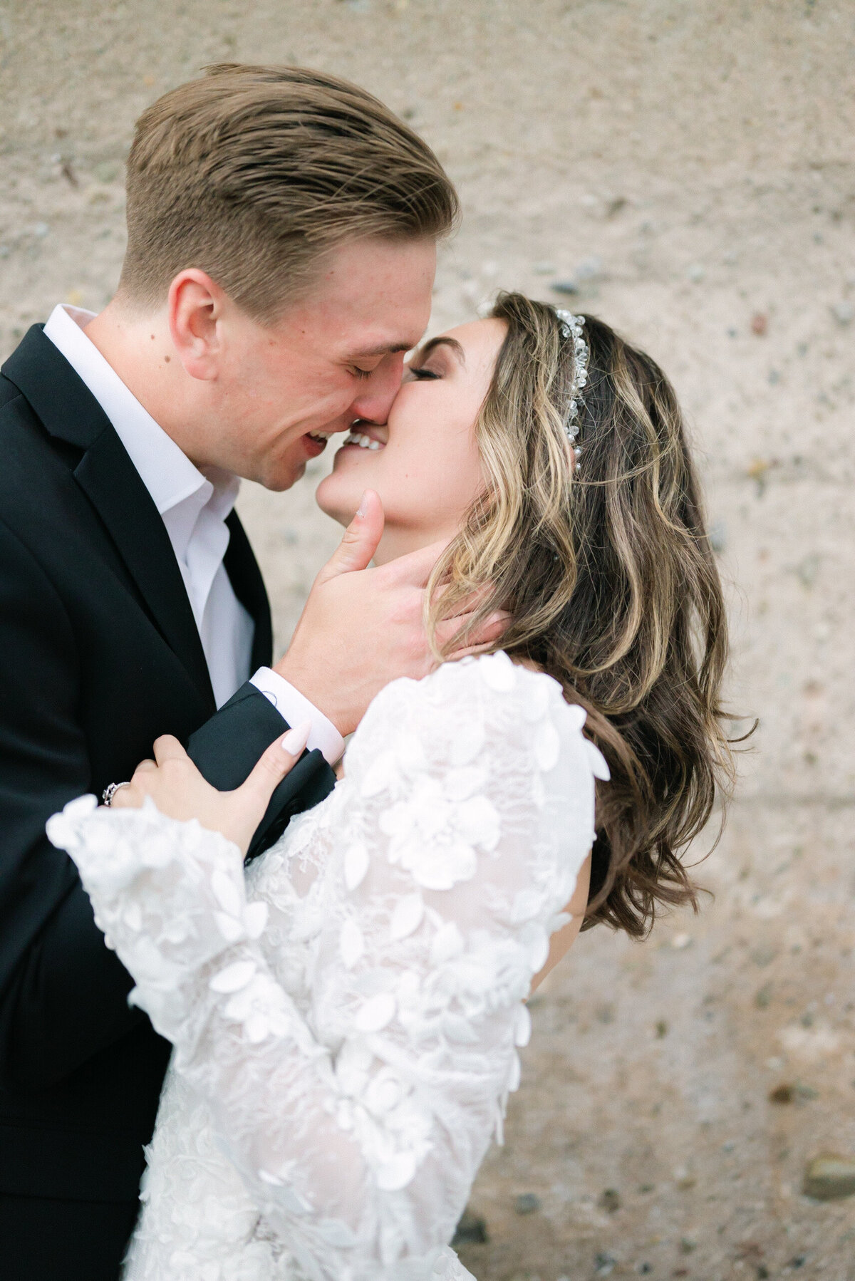 Luxury wedding photographer in Portland Oregon