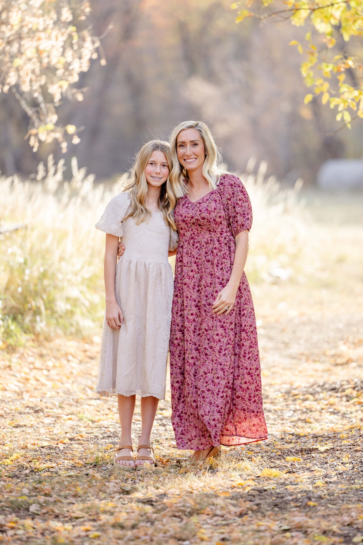 Utah-County-UT-Fall-Mini-Session-Magnolia-and-Grace-Photography-Co-ChalieseS-# (1)-8