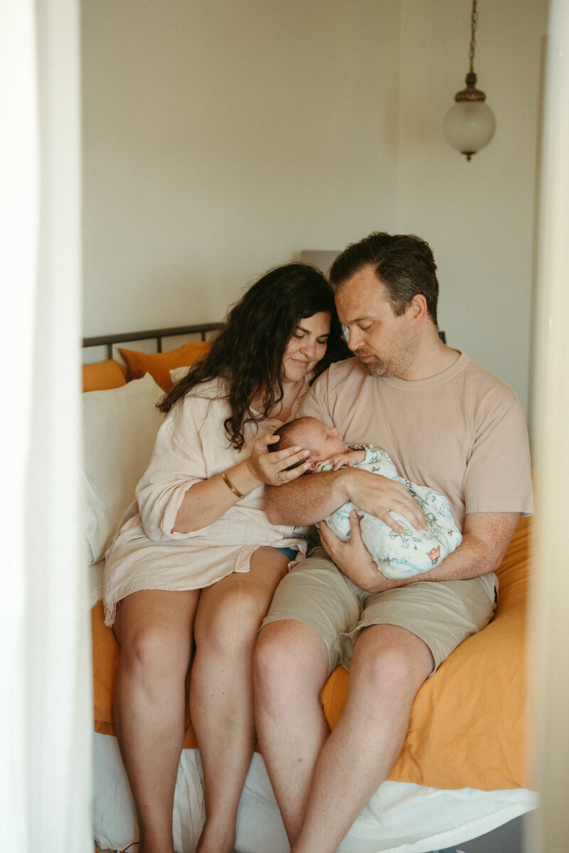 perth-newborn-baby-photographer-natural-in-home (6)