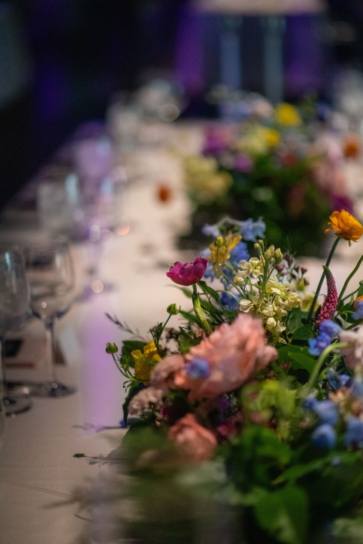 floral detail reception table
