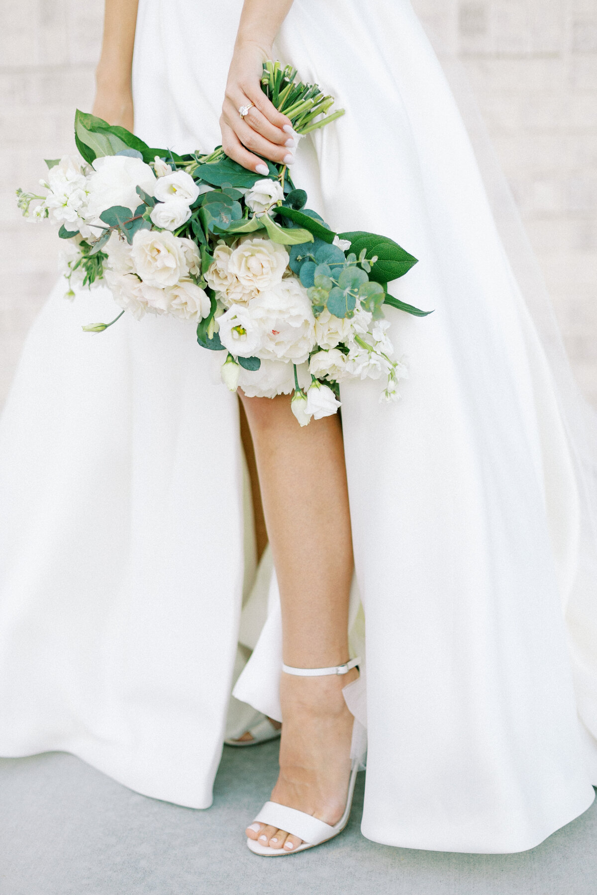 Close up of the bridal bouquet and gorgeous shoes!