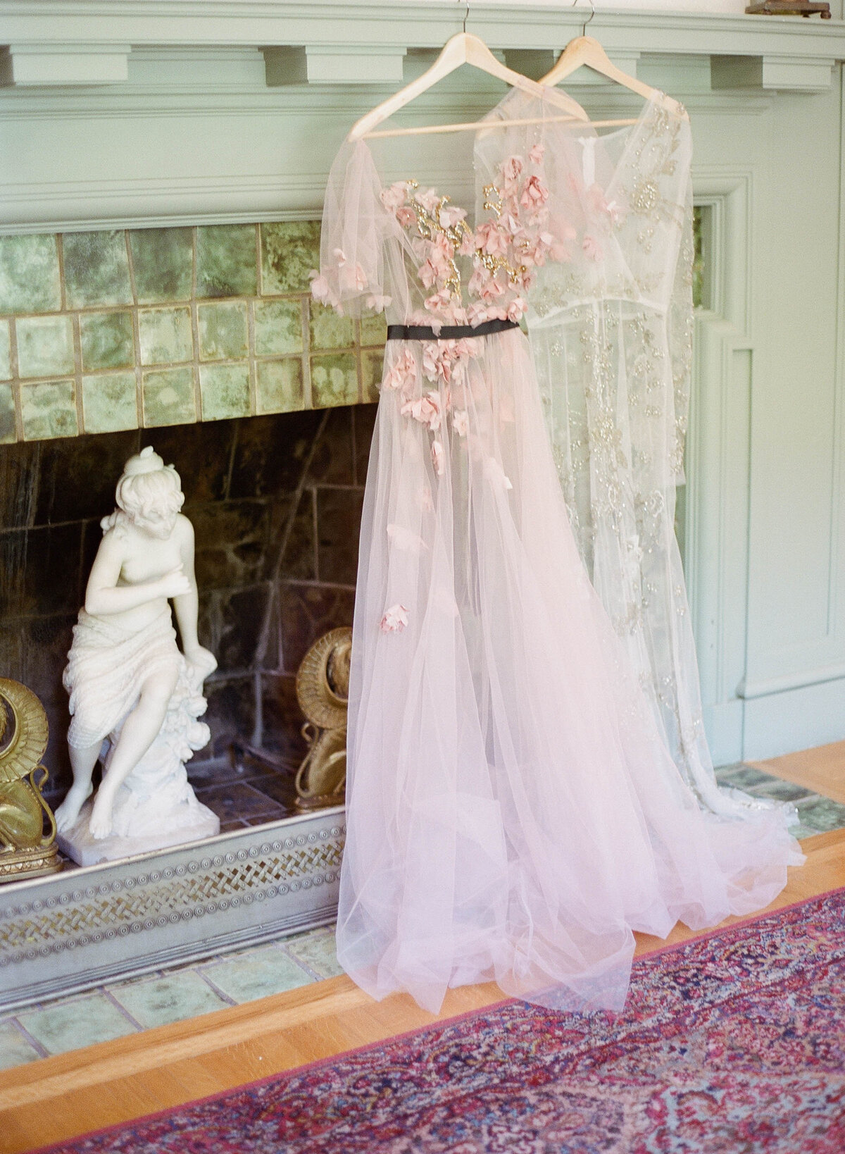 AnnaandTomWeddingFilm429845_00011