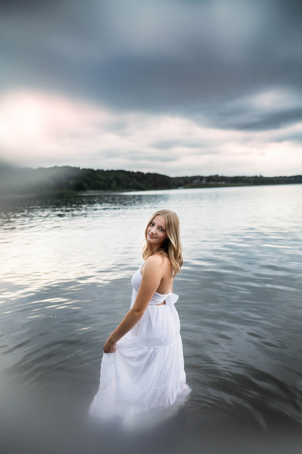 senior photos in water