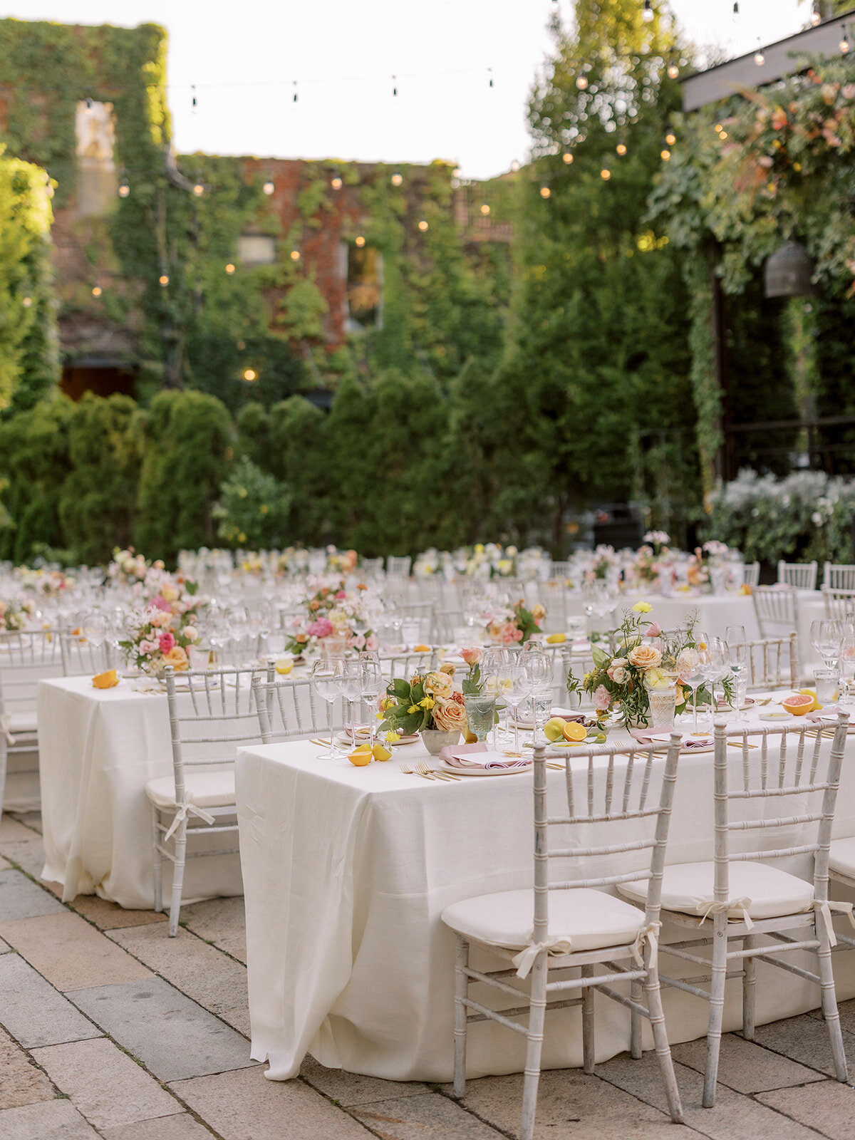 wedding-reception-outdoors-long-island-city-ny