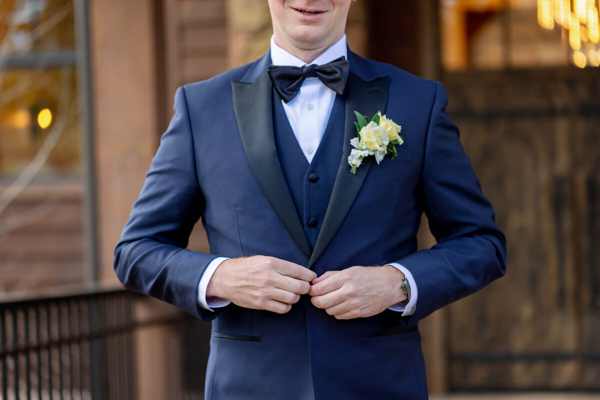 Saint-Malos-Chapel-on-the-Rock-Wedding-37