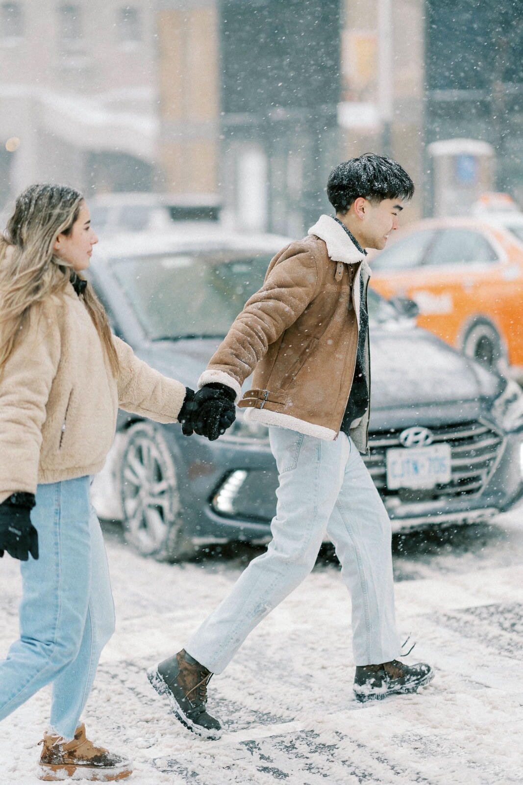 E10-Winter-snowy-engagement-photoshoot-in-Toronto-Zhan-and-Tina-2025-02-16-2500px-1047