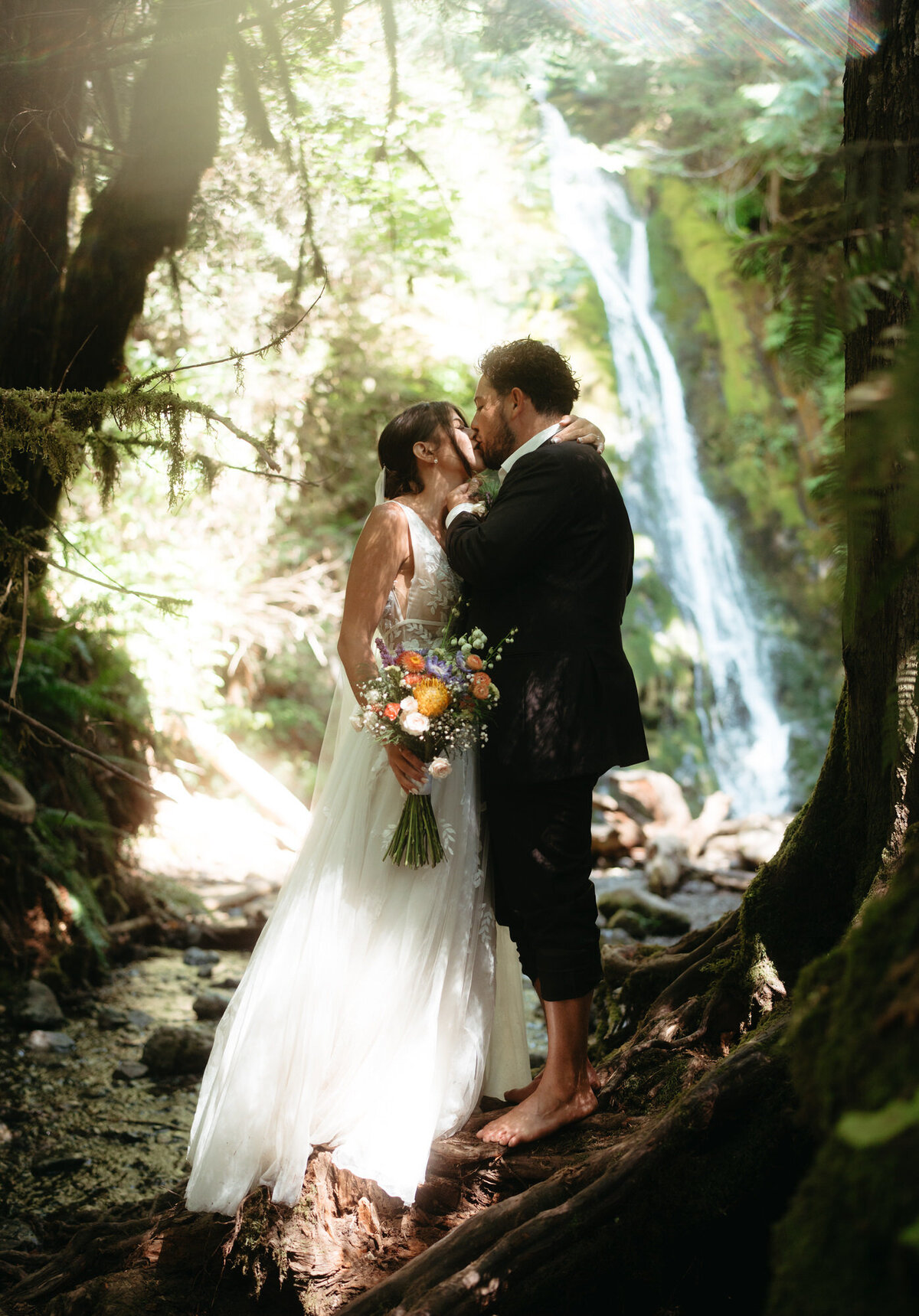 the_chaffins_international_destination_wedding_elopement_photography_photographers_sammie_chaffin_micah_editorial_adventure_engagement_photos48