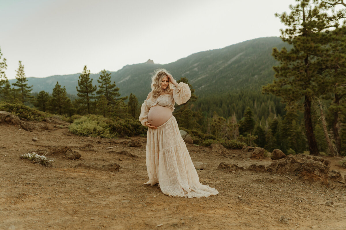 Lake Tahoe-Maternity-Photographer-49