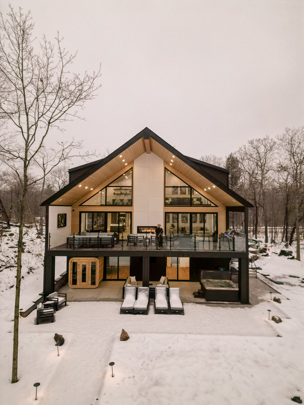 Eco Bay Chalet | Luxury Short Term Rental in Port Severn, ON