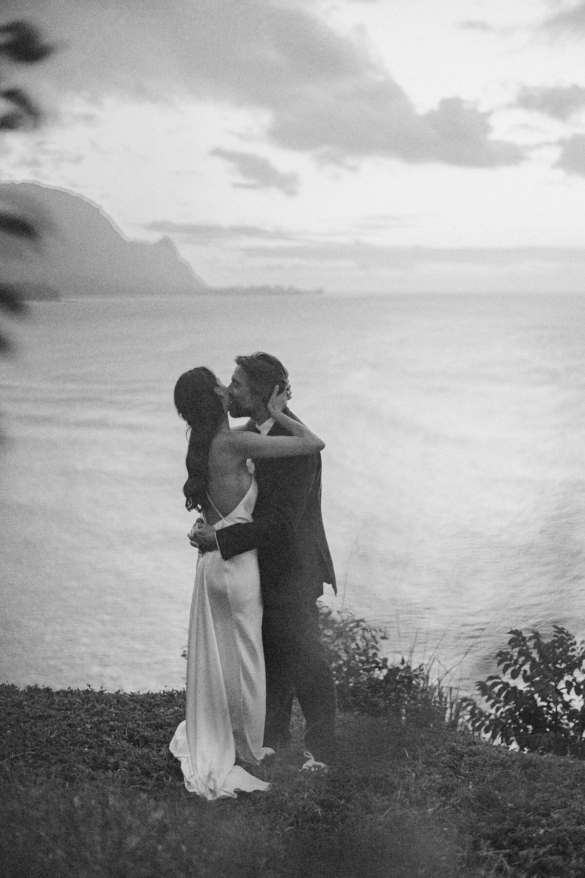 1HotelHanaleiBay_Elopement_188