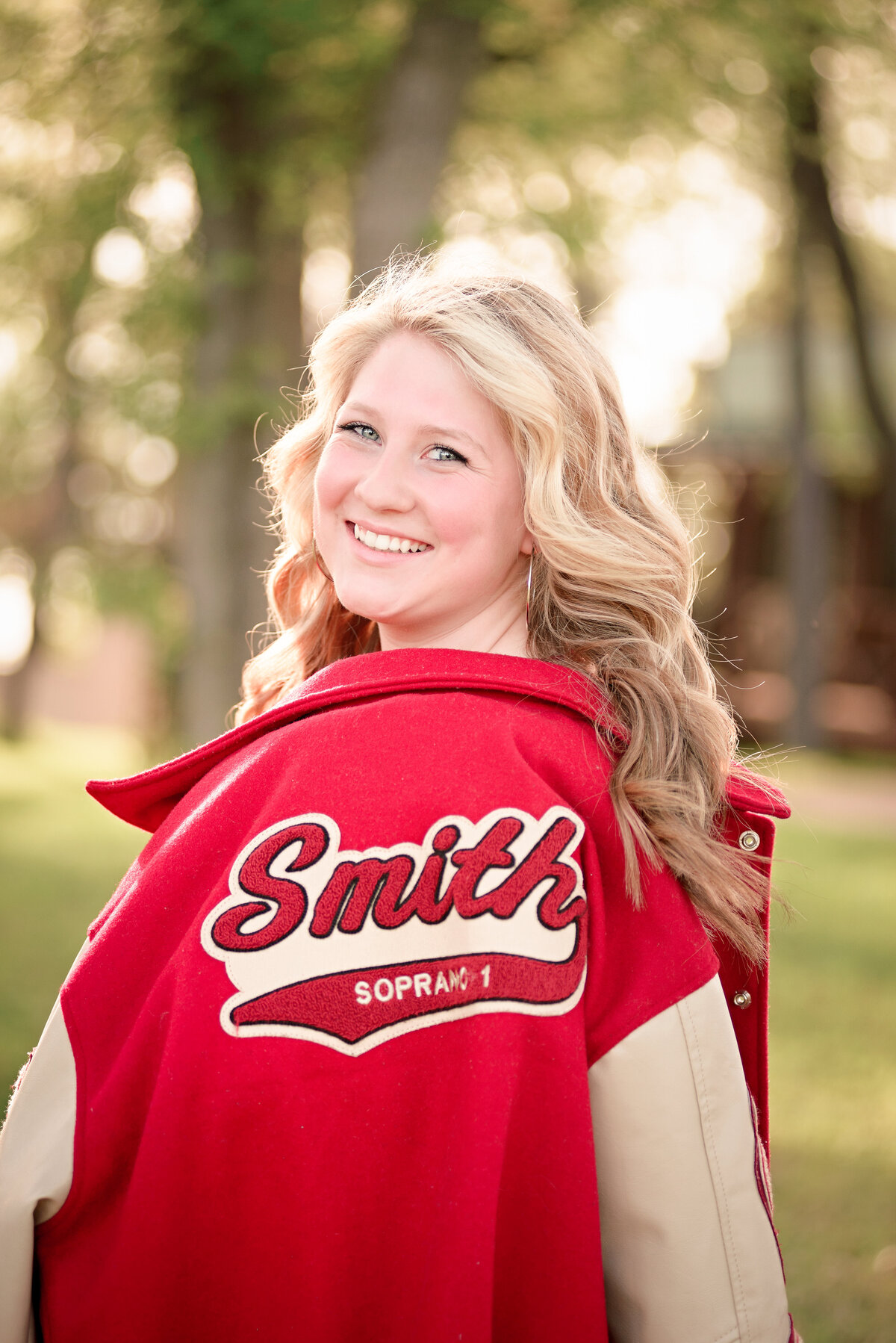 Senior Girl Portrait. Photo taken by Dripping Springs Texas based Lydia Teague Photography.