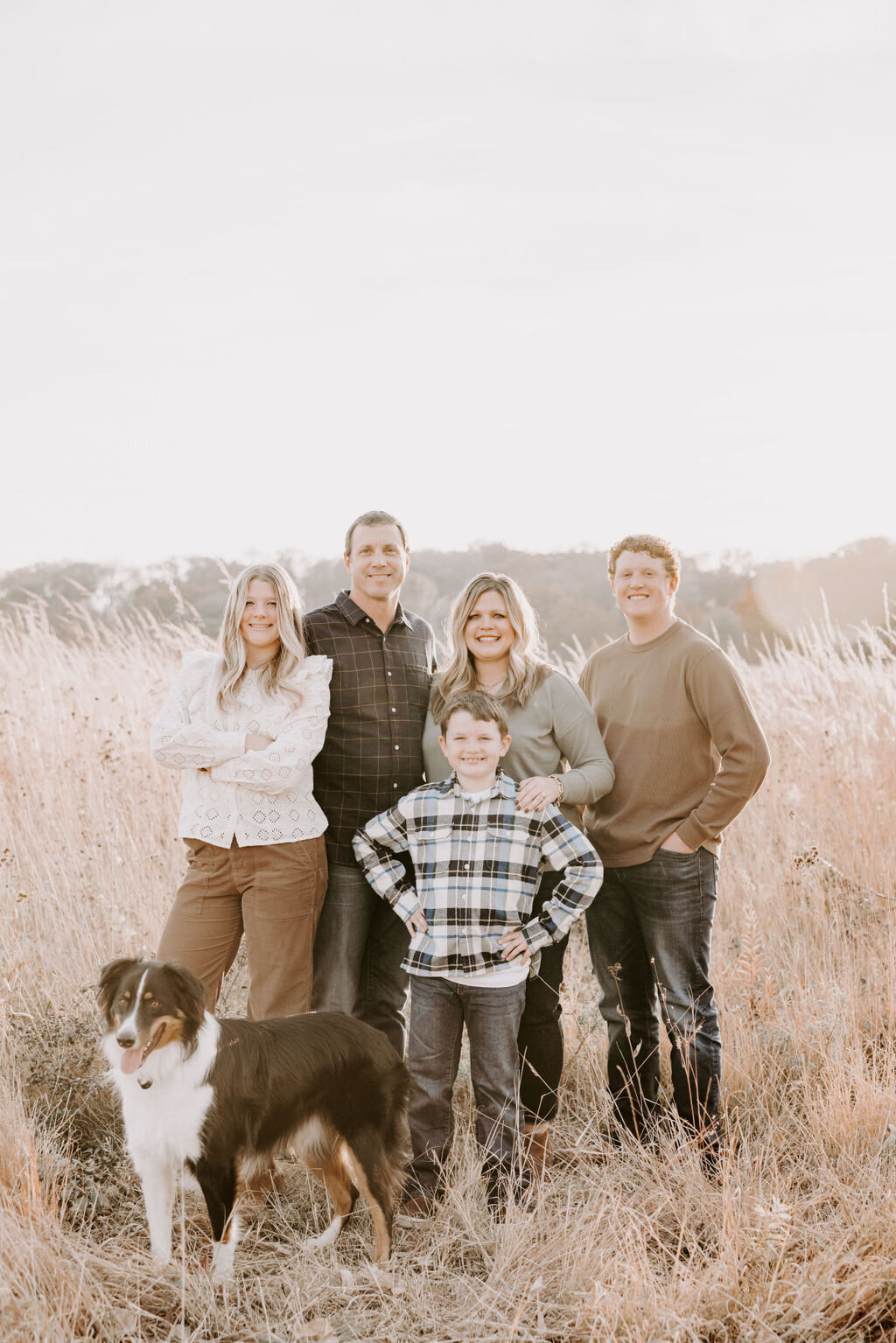 christina_ney_photography_wedding_engagement_lifestyle_photographer_dubuque_iowa_wedding_planning_assistance_adventurous_bold_laidback Family Photography4