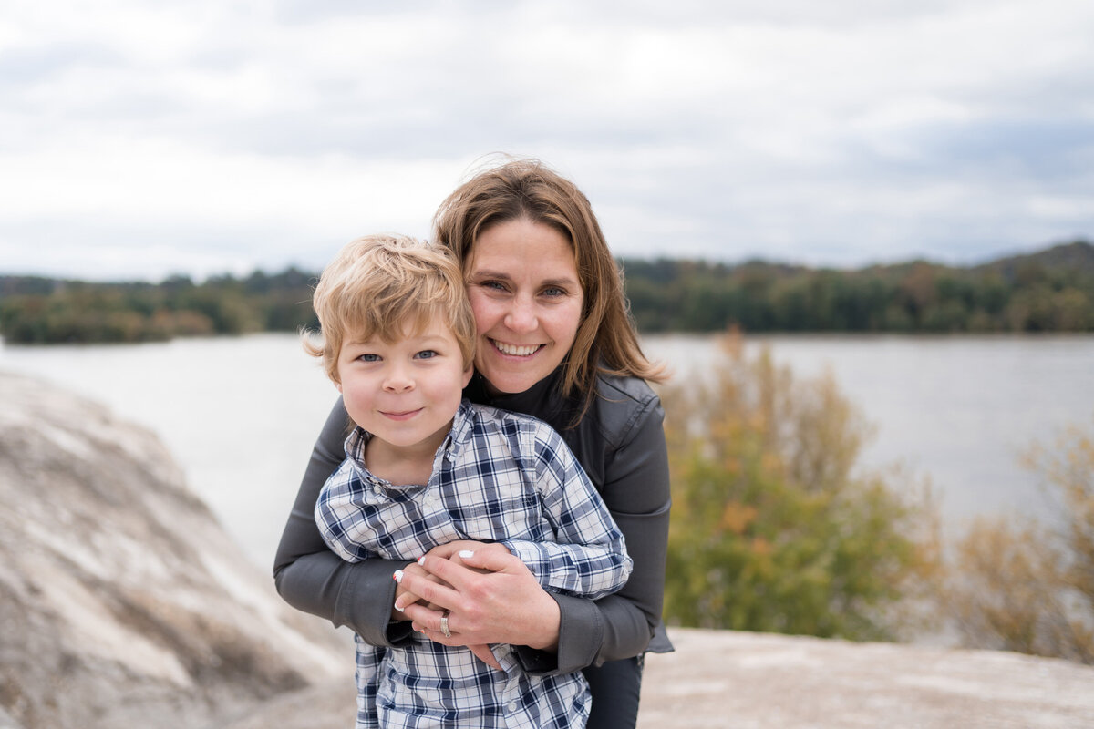 Family Photos_Mommy and Me_Harrisburg PA Family Photographer_Photography by Erin Leigh_025