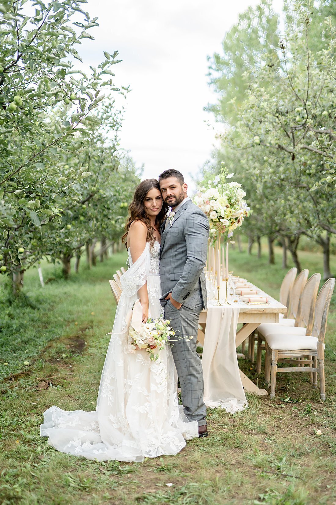 Kurtz Orchards Wedding by Dylan & Sandra Photography -260