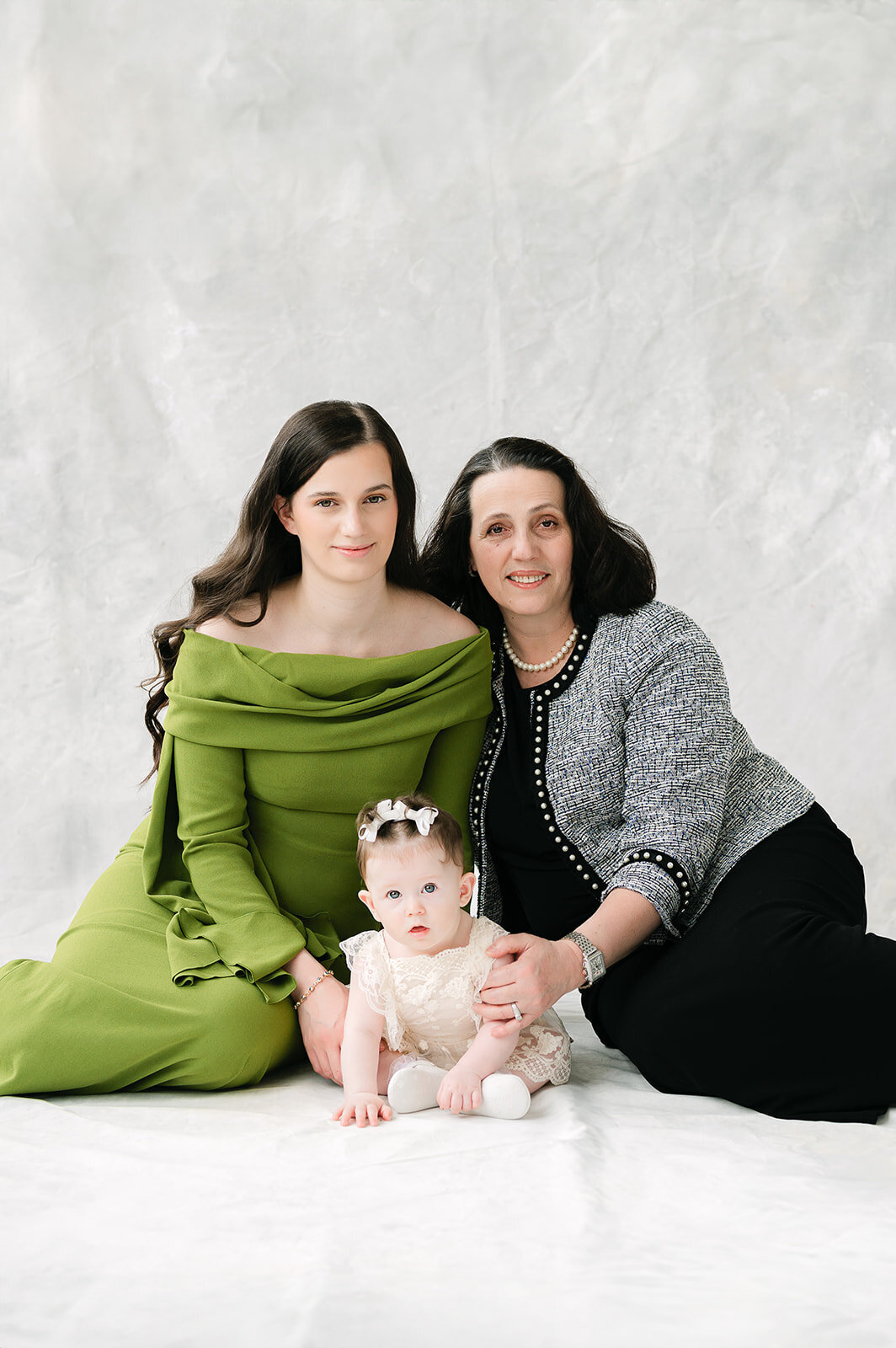 Family-Generational-motherhood