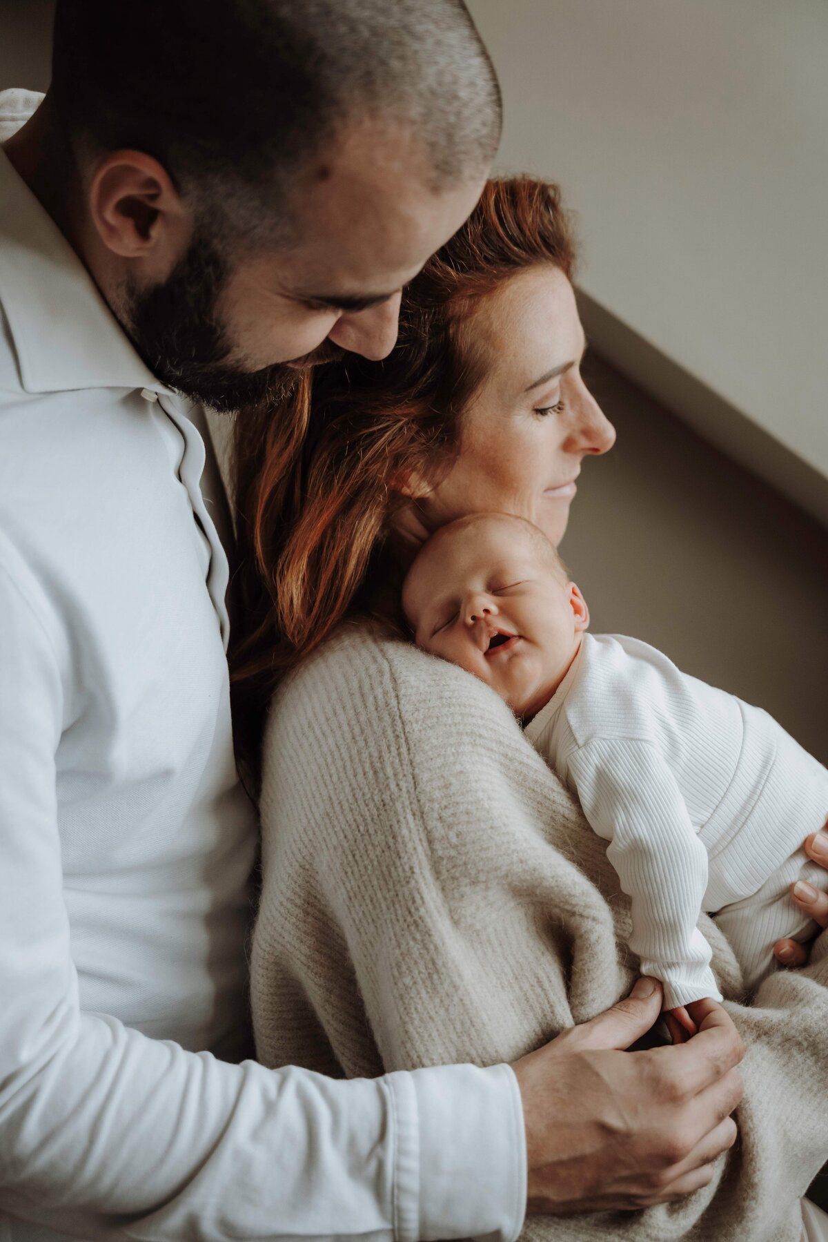 Newborn fotograaf limburg, Newborn fotograaf, Newborn fotograaf haelen, Newborn fotograaf roermond, Newborn fotograaf leudal, Newbornshoot haelen, Newborn shoot leudal, Newborn shoot roermond, Newborn fotografie in de buurt van haelen