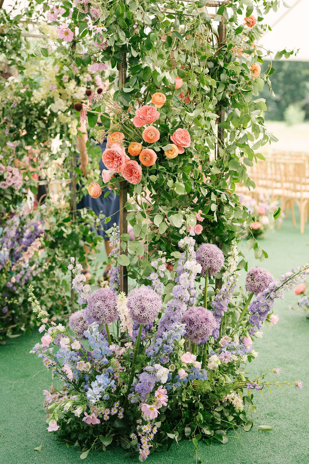 ombre pastel summer outdoor arch flowers greenery
