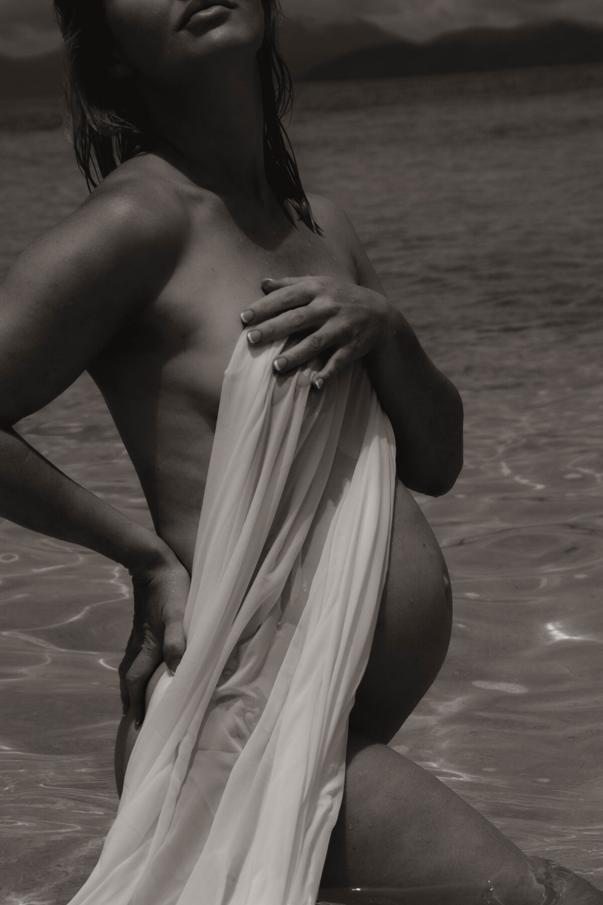 Underwater Maternity Photographer