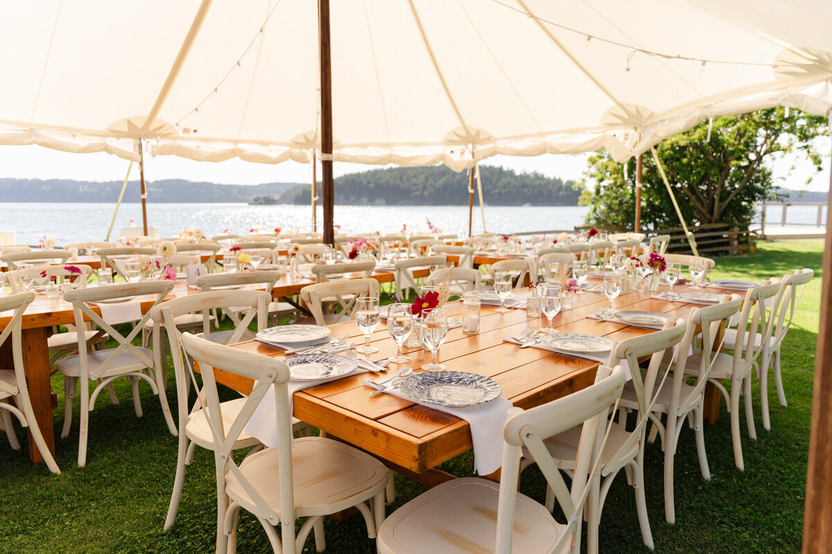 Hope-Island-Beach-Club-Wedding-LaConner_Caylie-Mash-Photography_407