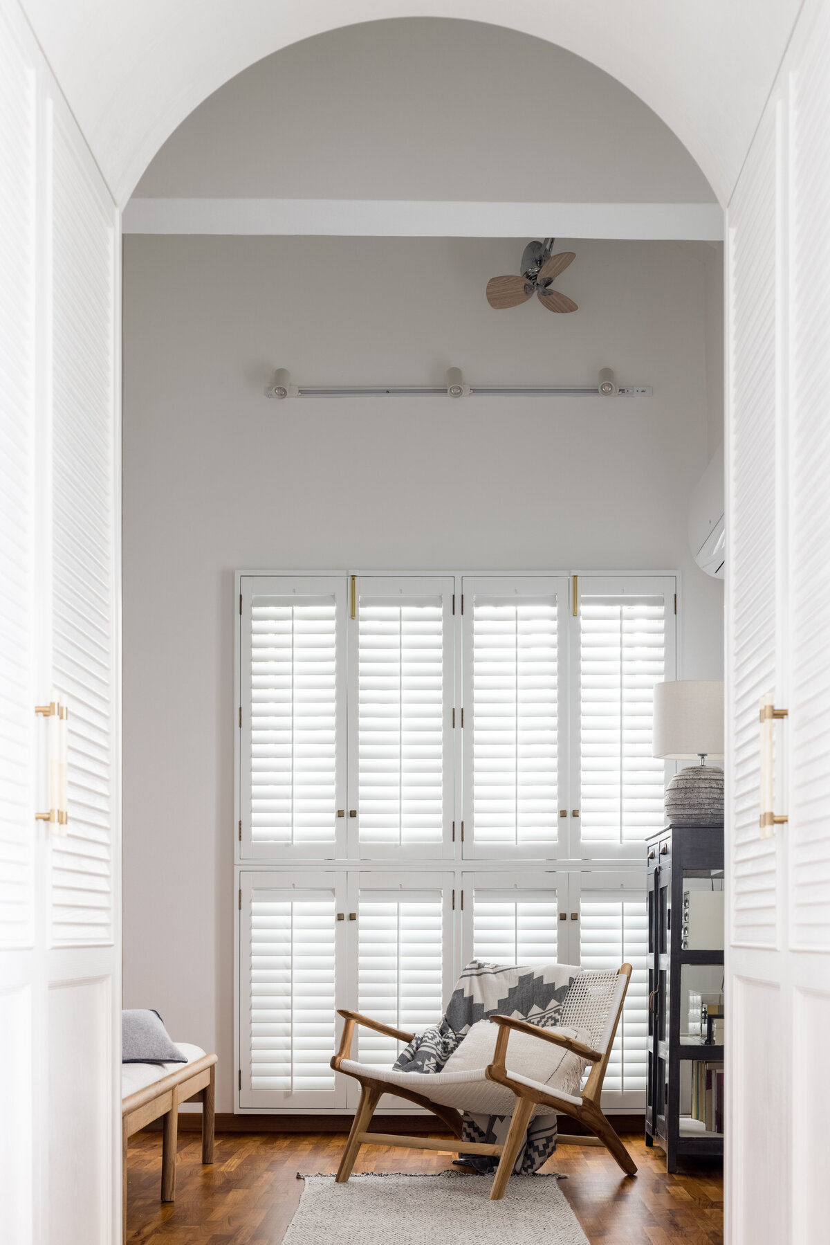 Archway leading into bedroom