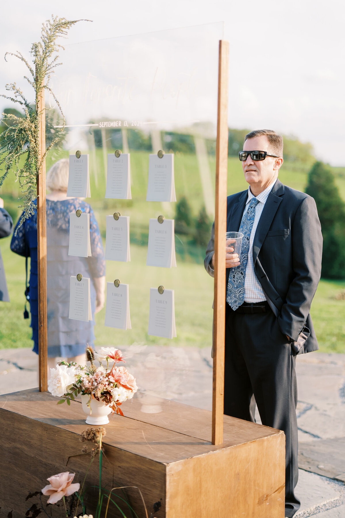 CocktailHour_AVWedding_MaddyWilliamsPhotography-14