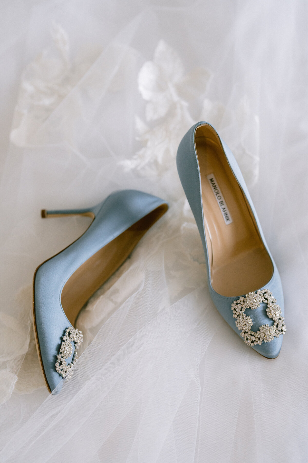 01-manolo-blahnik-buckle-shoes