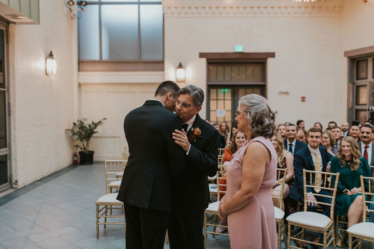 WELLING-FLORES.Wedding.EngineersClub-crmny-37