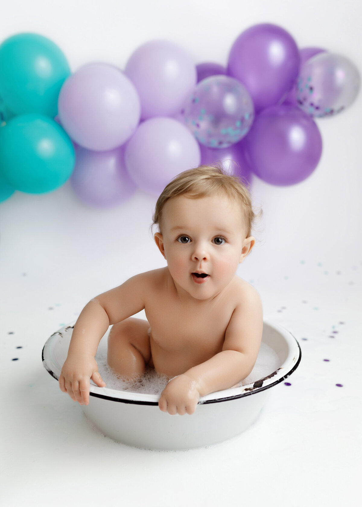Best Edmonton Baby and Cake Smash Photography_Kelsie Kelly Photographer 2024 (7)