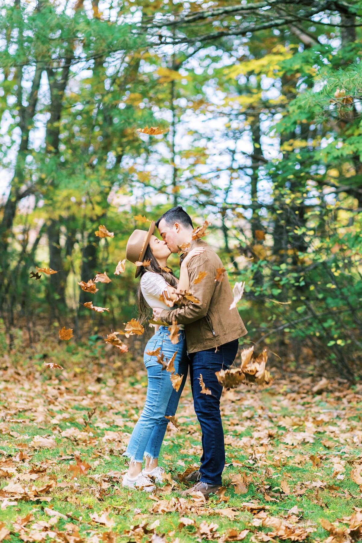 New-Hampshire-Fall-Engagement-Photography_0015