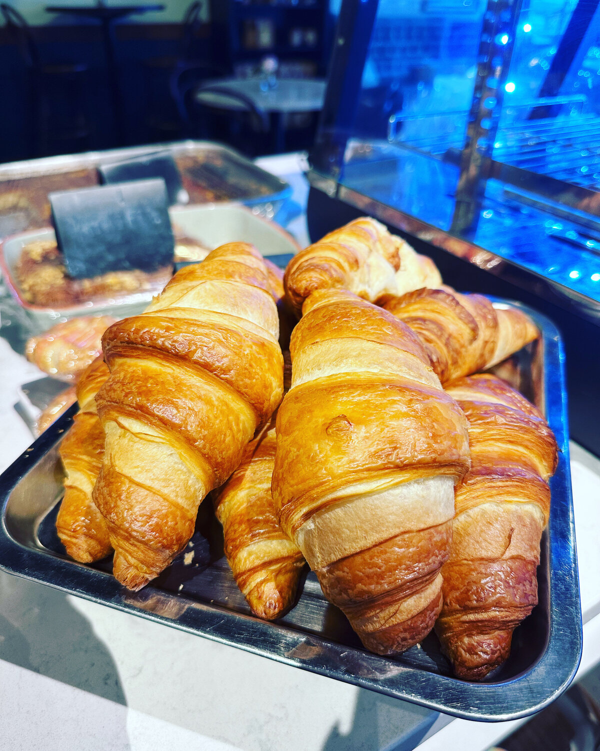 french-press-regina-pastry-croissant