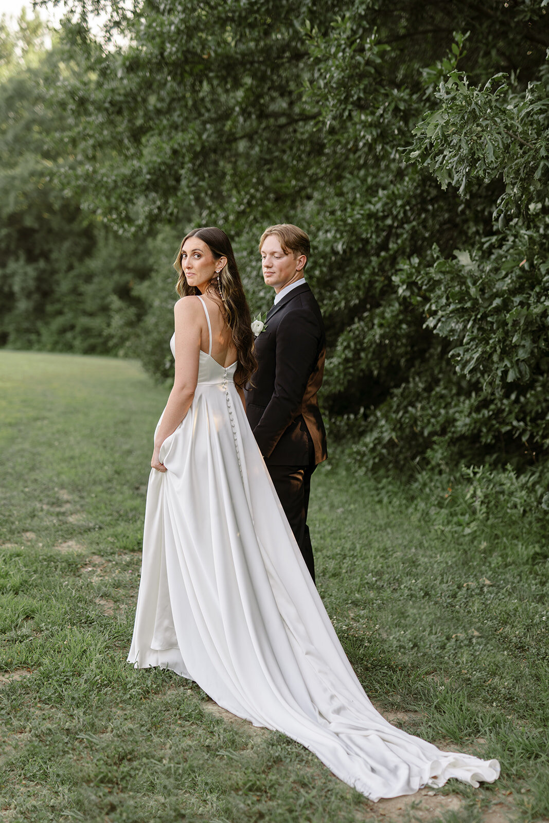 Rebecca and Dan _ The Ridge Wedding Venue _ Kansas City Wedding Photography _ Nick and Lexie Photo + Film-1188