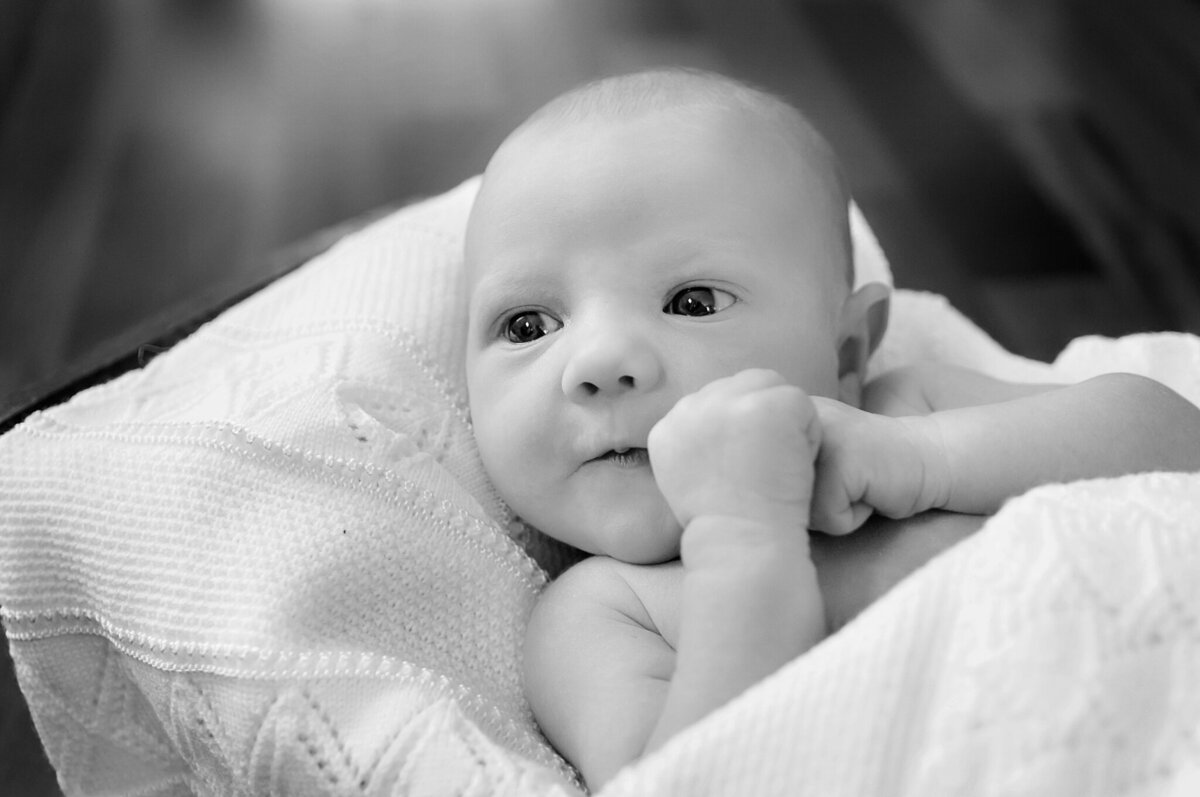 VANCOUVER_NEWBORN_PHOTOGRAPHER-0110