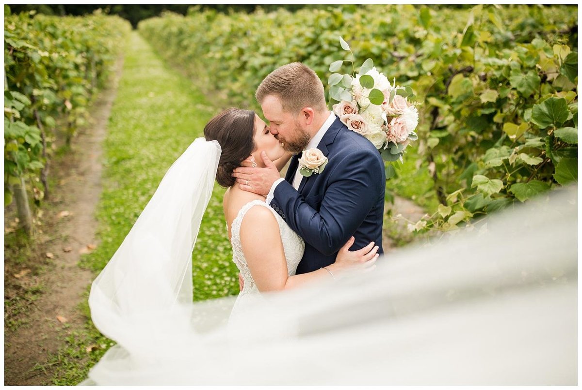 Illinois WeddingPhotographer | Macomb, IL Wedding Photographer | Creative Touch Photography_9265