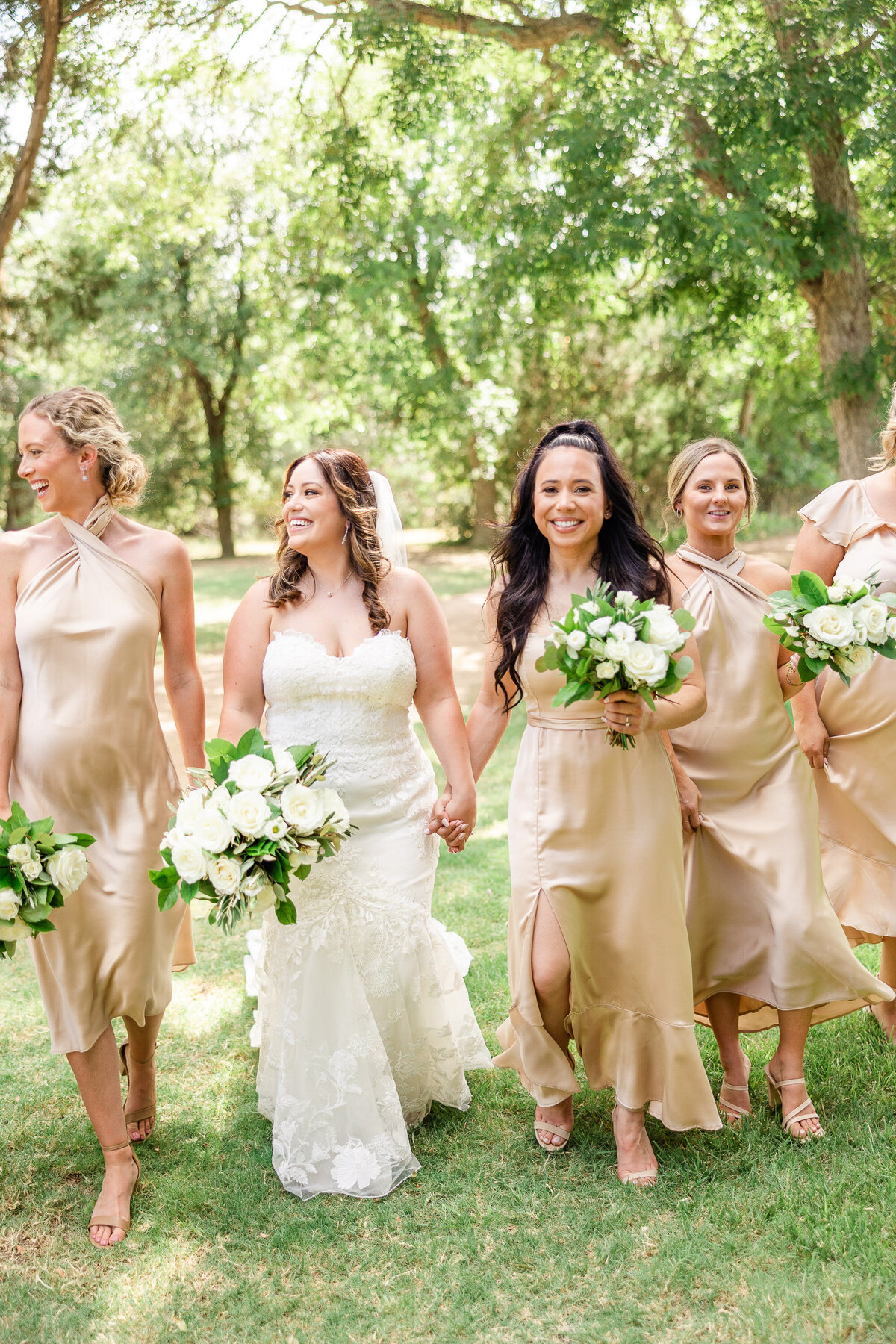 LZ_Navy_and_Taupe_Wedding_at_Pecan_Springs_Ranch-058