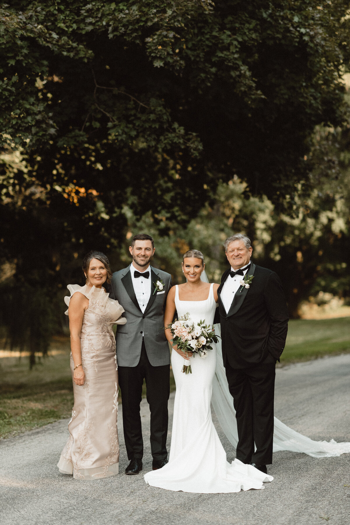AllieJenningsPhoto-StefJoelWedding-SNEAKPEEKS-84