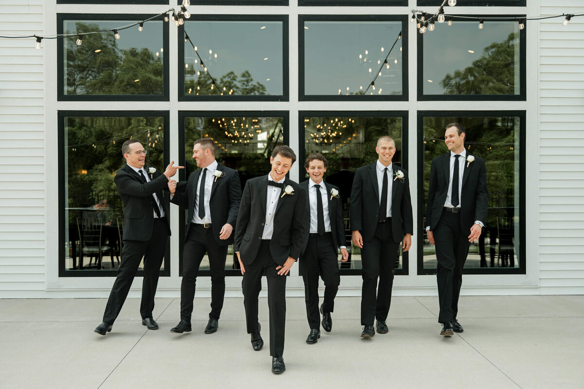 Wisconsin-Wedding-Photographers-29
