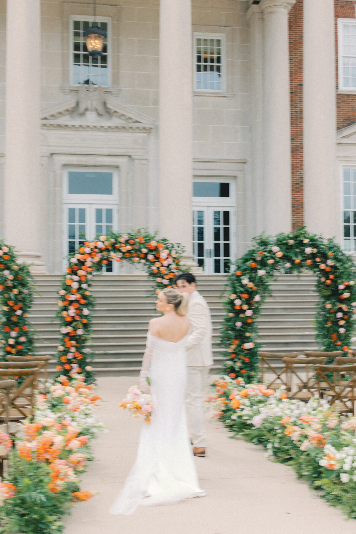 lake-como-inspired-chicago-history-museum-wedding-editorial-editorial-wedding-photography-36
