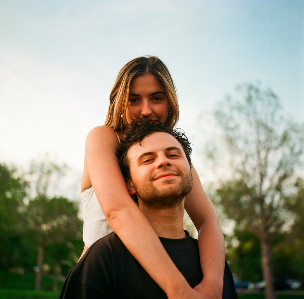 Lyndale-Rose-Garden-engagment-film-Clever-Disarray-12
