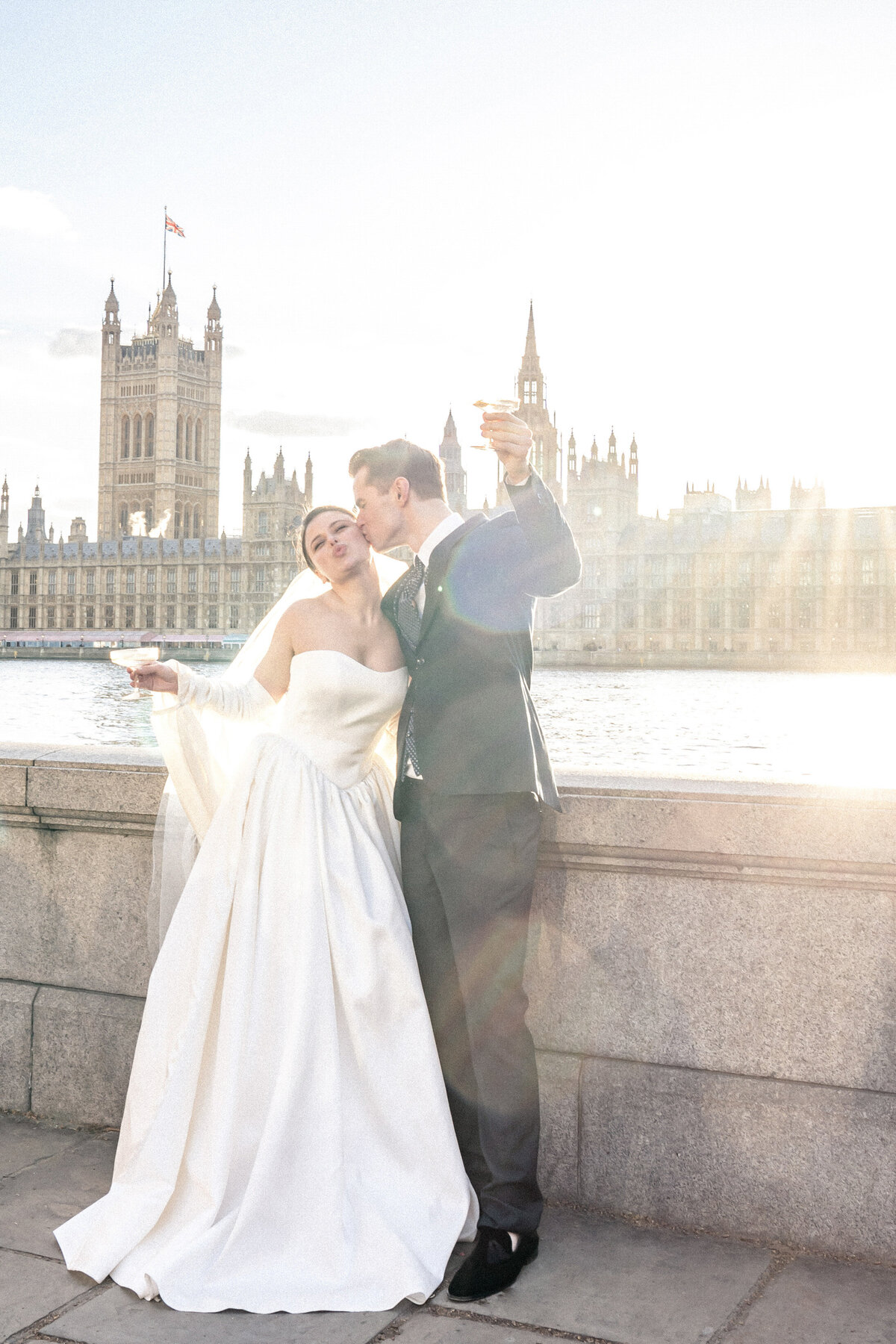 London_wedding_elopement_editorial_victoria_amrose web (75)