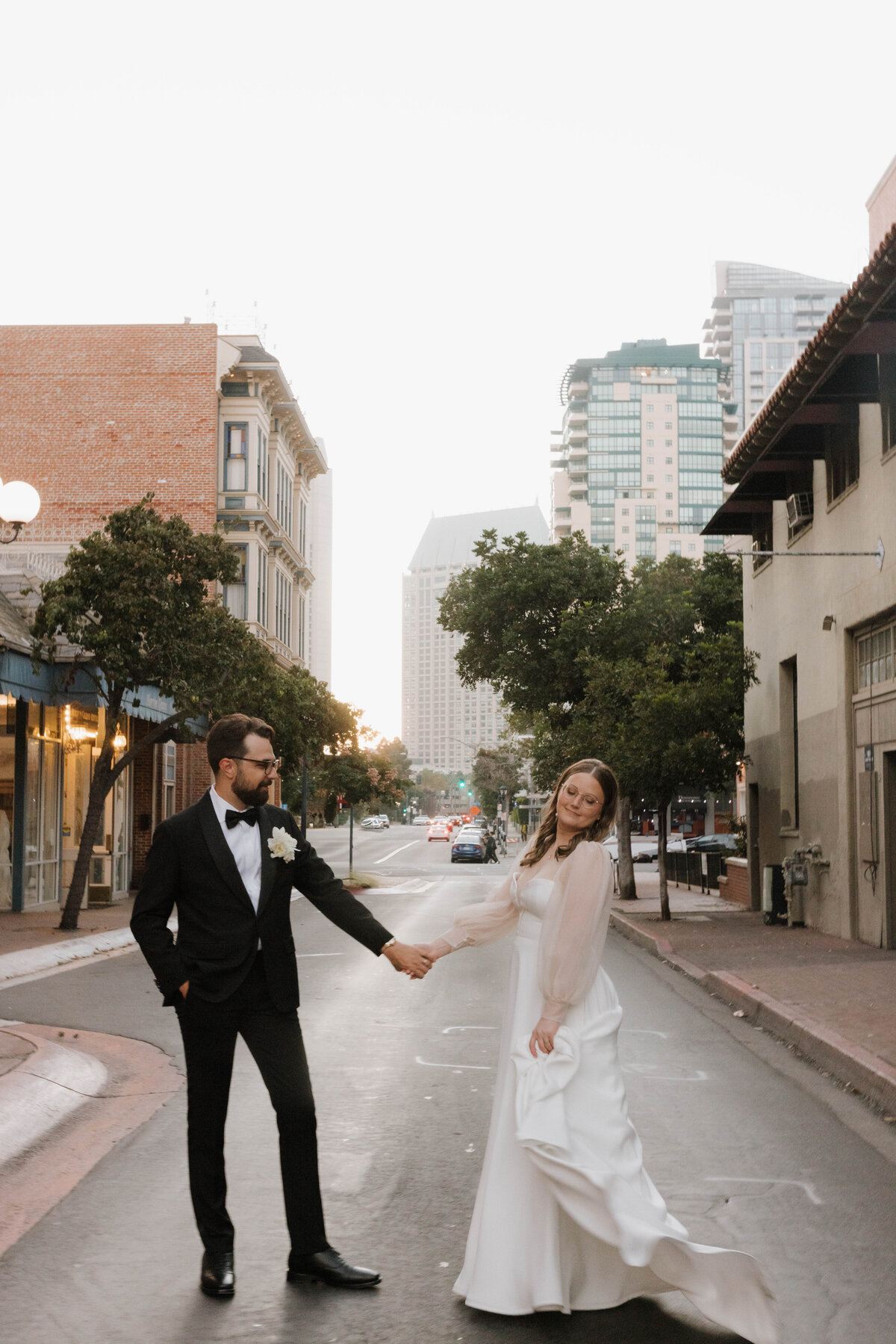 horton-plaza-hotel-san-diego-wedding-raven-berlin-photo-889